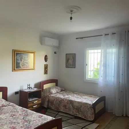 Casaviola Albania *