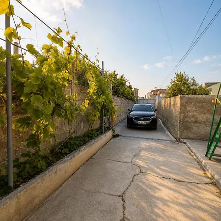 Casaviola Albania Homestay szállás *
